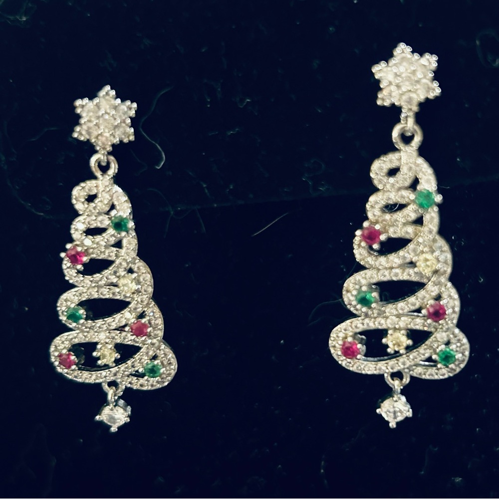 NWOT Sparkling Dangle Christmas Tree Earrings with Red and Green Ornaments